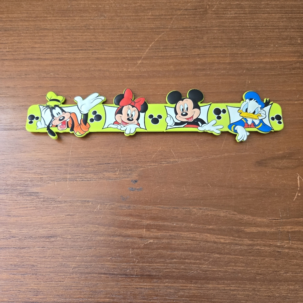 Disney Parks Silicone Slap Bracelet Mickey Minnie Goofy Donald Green